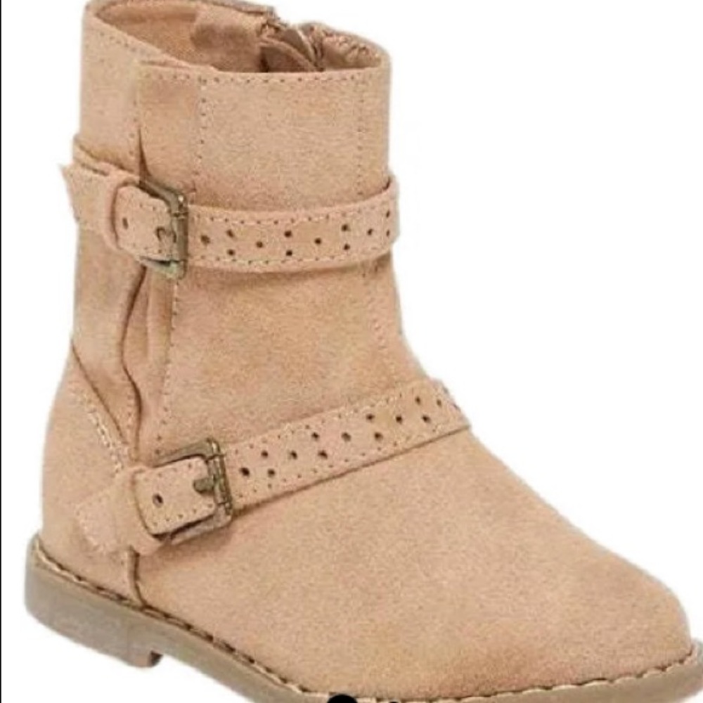 ✨ Tan toddler Old Navy booties✨